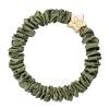 By Eloise London Skinny Silk Scrunchie Gold Star Gumice za kosu za žene 1 kom Nijansa Olive Green