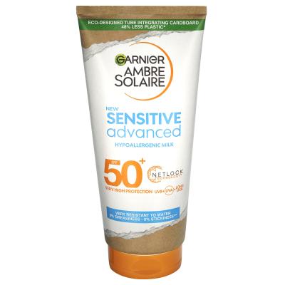 Garnier Ambre Solaire Sensitive Advanced Hypoallergenic Milk SPF50+ Proizvod za zaštitu od sunca za tijelo 200 ml
