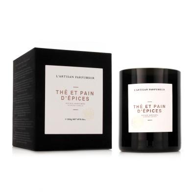 L´Artisan Parfumeur Scented Candle Thé et Pain D'Épices Mirisna svijeća 250 g