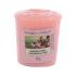 Yankee Candle Garden Picnic Mirisna svijeća 49 g