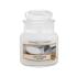 Yankee Candle Baby Powder Mirisna svijeća 104 g